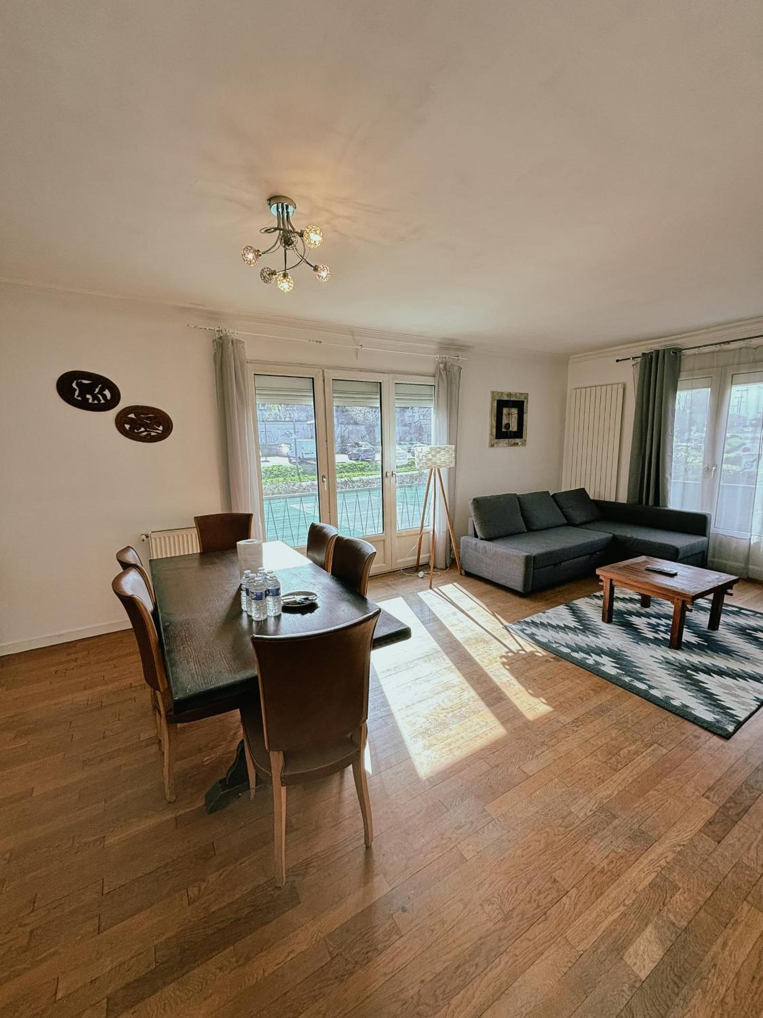 Duplex Avec Jardin - Proche Paris - Disneyland - Rer - Noisy-le-Grand Buitenkant foto