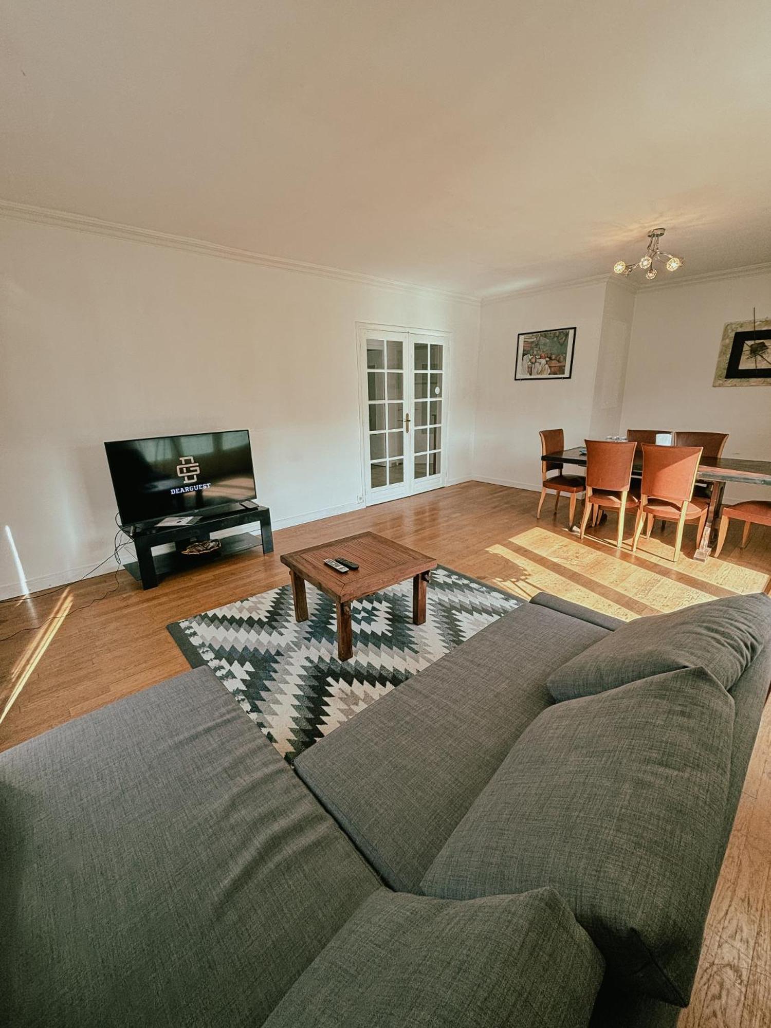Duplex Avec Jardin - Proche Paris - Disneyland - Rer - Noisy-le-Grand Buitenkant foto